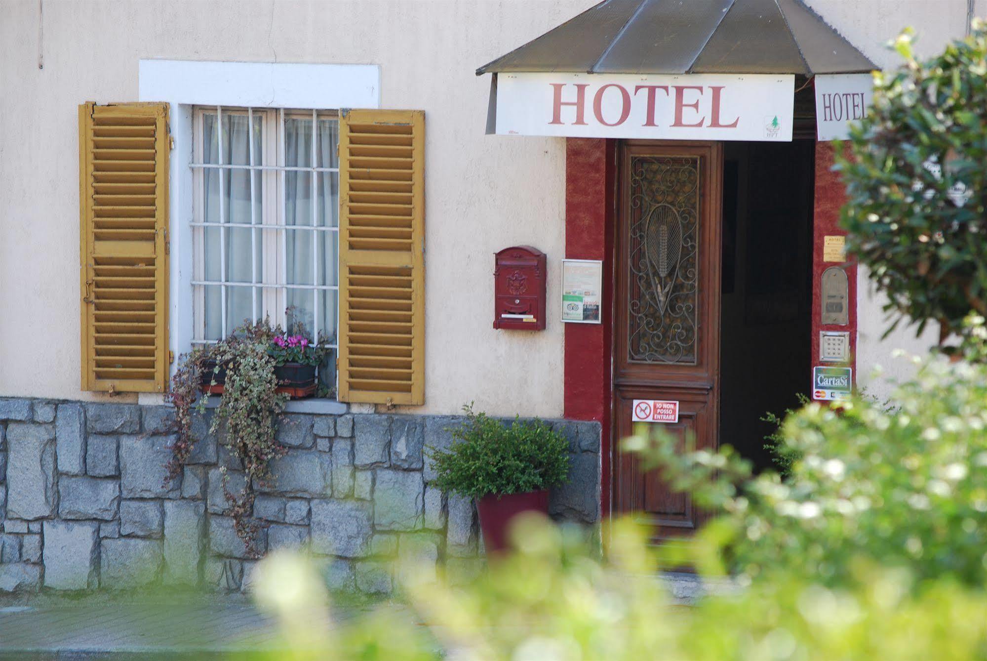 Hotel Pino Torinese Extérieur photo